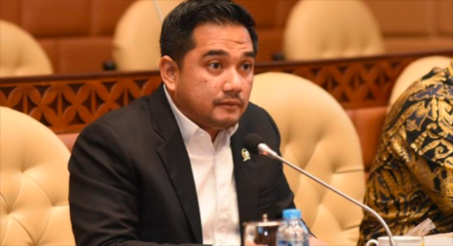 Rifqinizamy Karsayuda -ketua komisi ii dpr-foto instagram